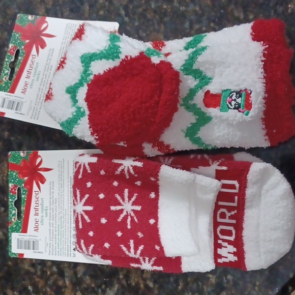 Air Plus aloe infused socks 2 pairs NWT - Picture 2 of 7